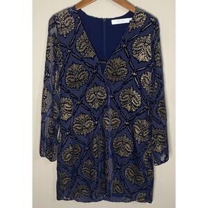 ASTR The Label Women's Dress Size XS Short Navy Blue Overlay V-Neck Stevie Shift